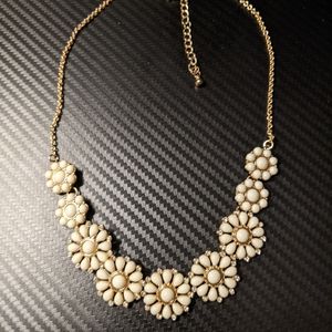 White flower necklace